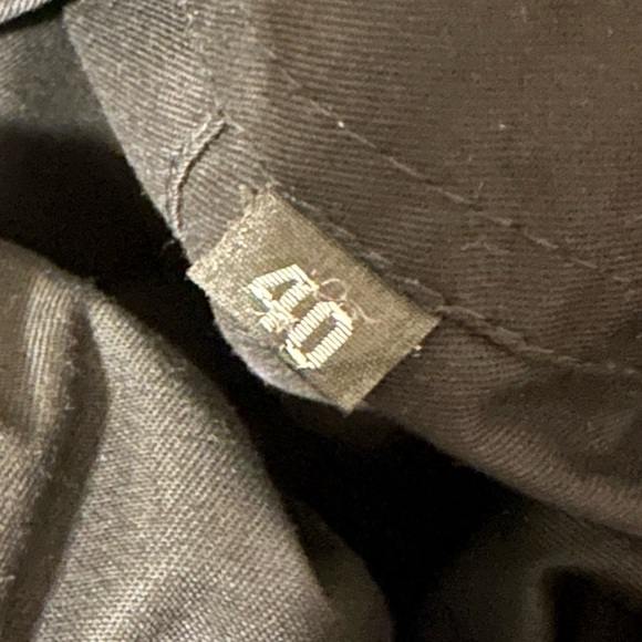 Men’s Black Utility Kilt Rainbow Pleats Detachable Pockets Pride Ren Faire - Picture 3 of 4